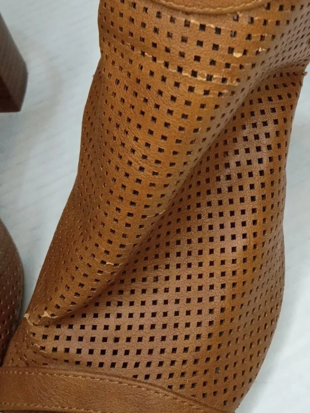 Steven by Steve Madden Stacked Tan Perforated Slingback Booties Women’s 8.5M